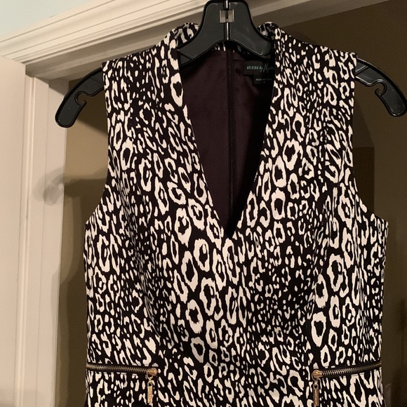 Guess by Marciano dress - Picture 2 of 6